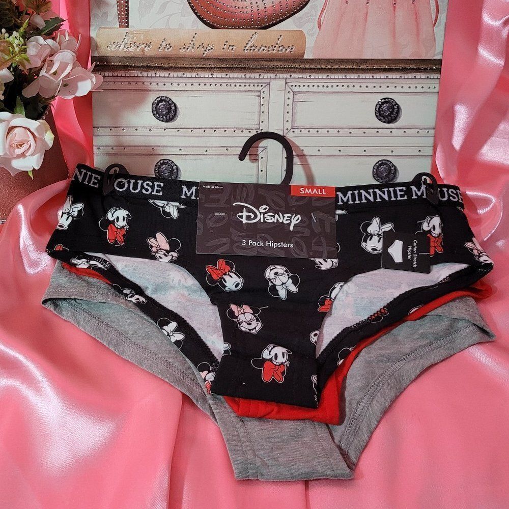 1587 DISNEY  Hipsters  Panties l Set 3 pcs Size Small  NWT